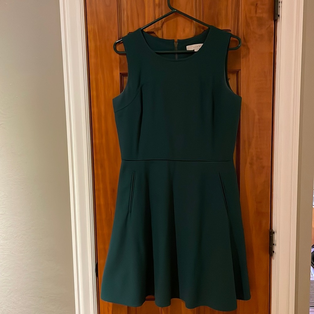 Green Loft dress with pockets and exposed zipper. Super cute!